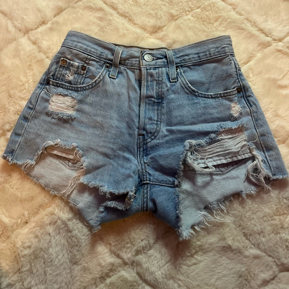 Levi Shorts